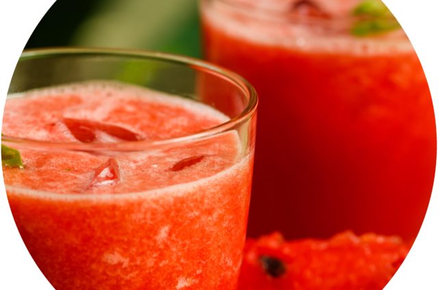 Cocktail d’été sans alcool : pastèque tomate gingembre